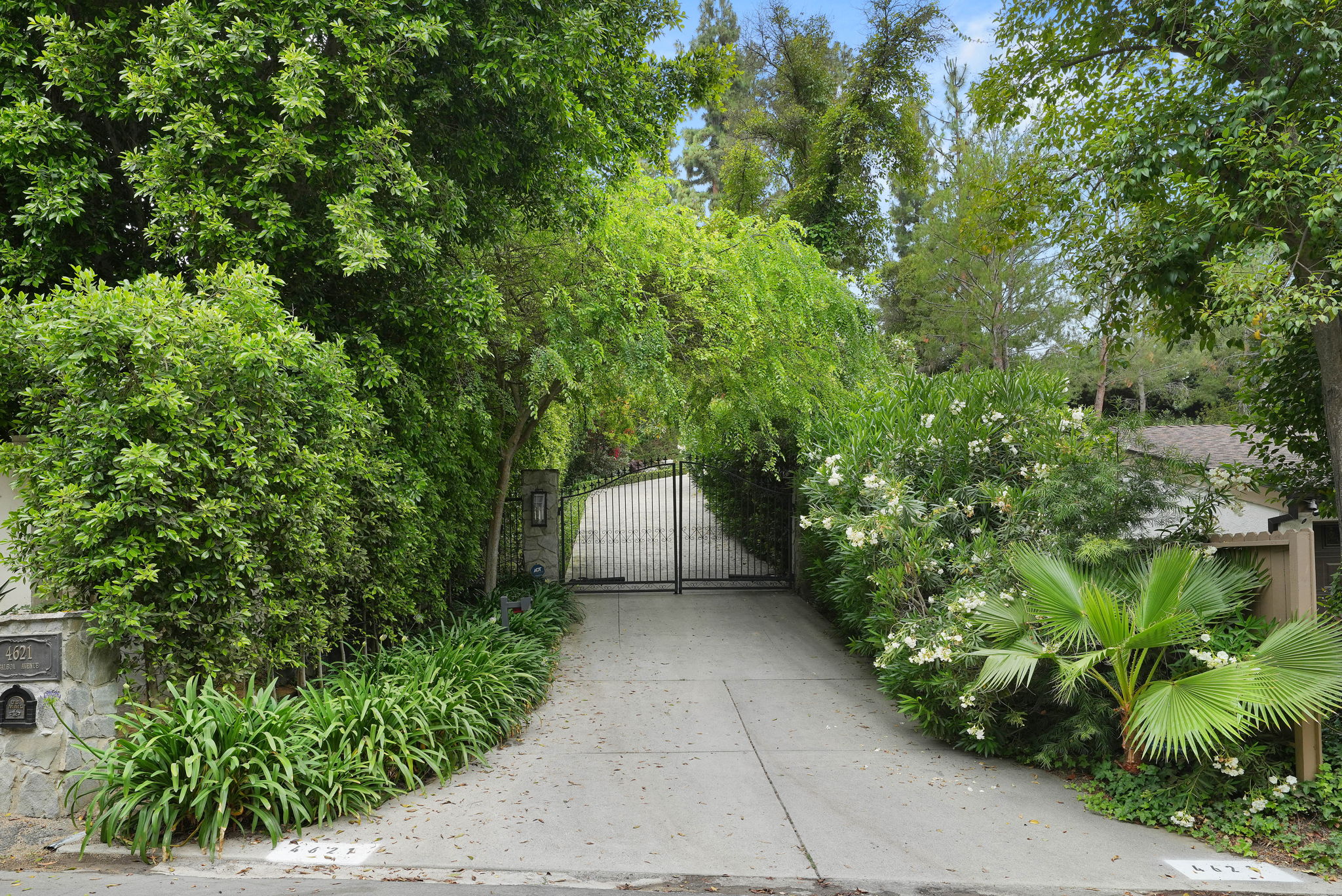 4621 Balboa Avenue-123