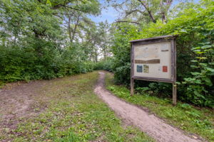 Lebanon Hills Trail Head