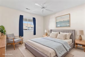 DSC07398 virtually staged.jpeg