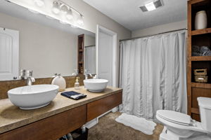  Photo 15