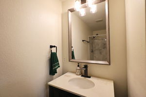  Photo 37