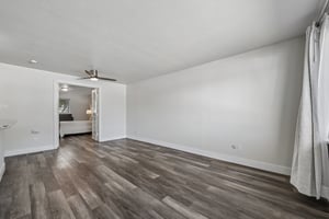 W 6th Ave 4-S2907-012.jpg