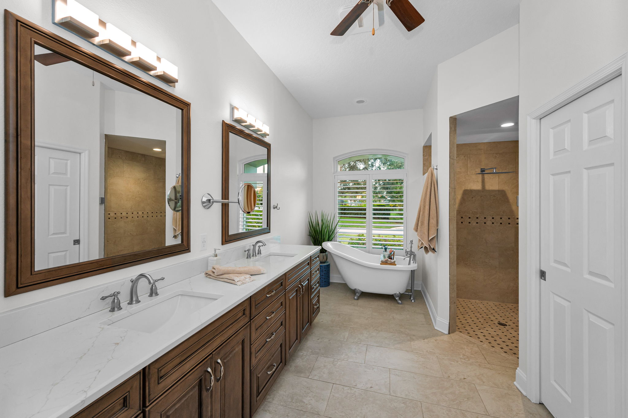 Primary Bathroom1a