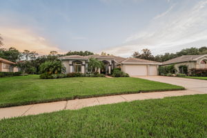 Front Exterior11