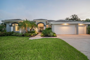 Front Exterior26