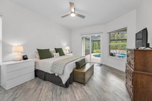 Primary Bedroom1a