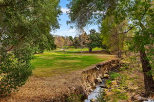 22 - Green Areas - Creek