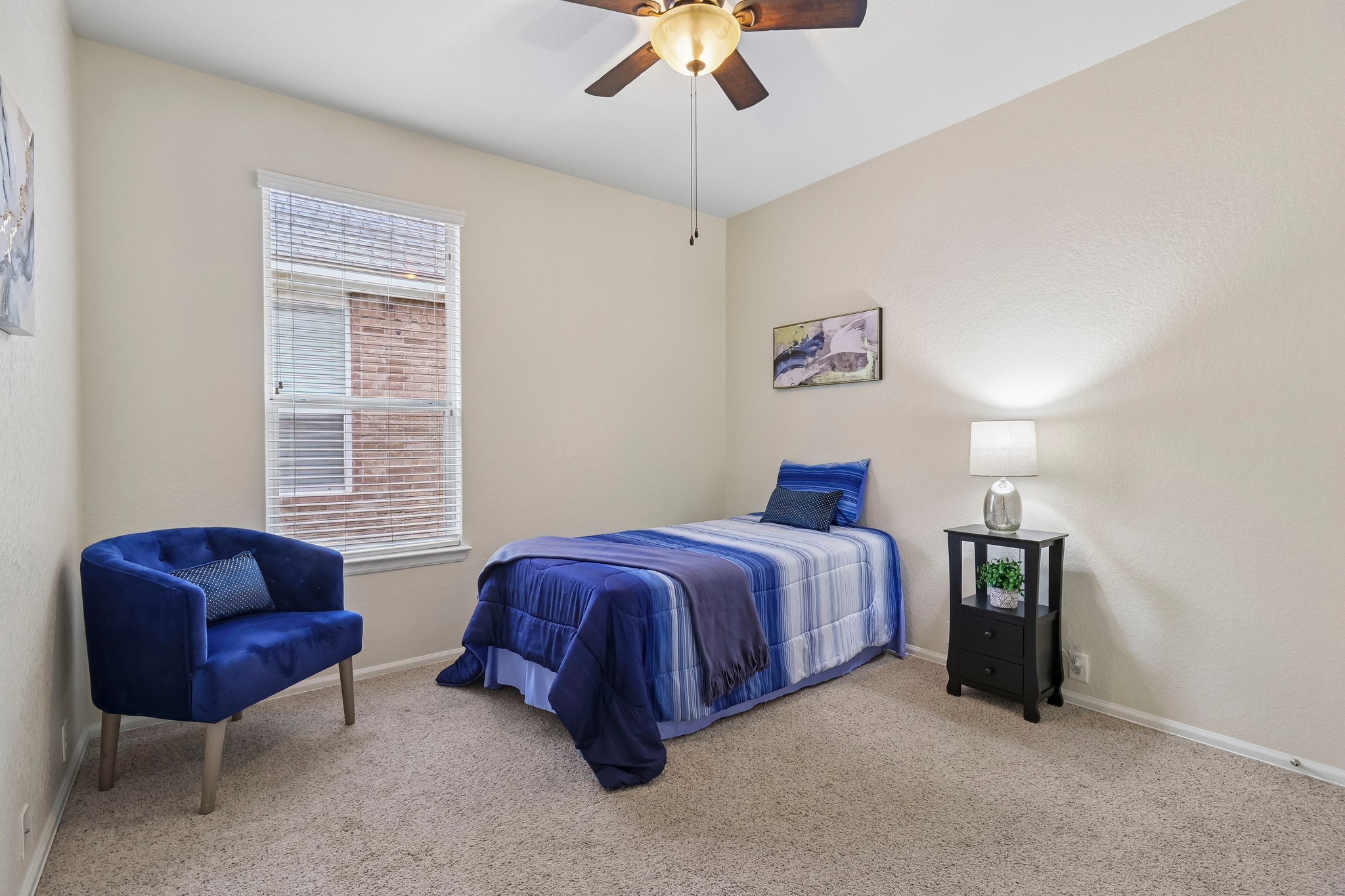 Thomas Rusk-S2104-035.jpg