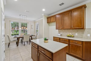 Thomas Rusk-S2104-015.jpg