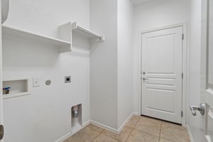 Thomas Rusk-S2104-028.jpg