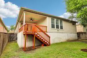 Thomas Rusk-S2104-040.jpg