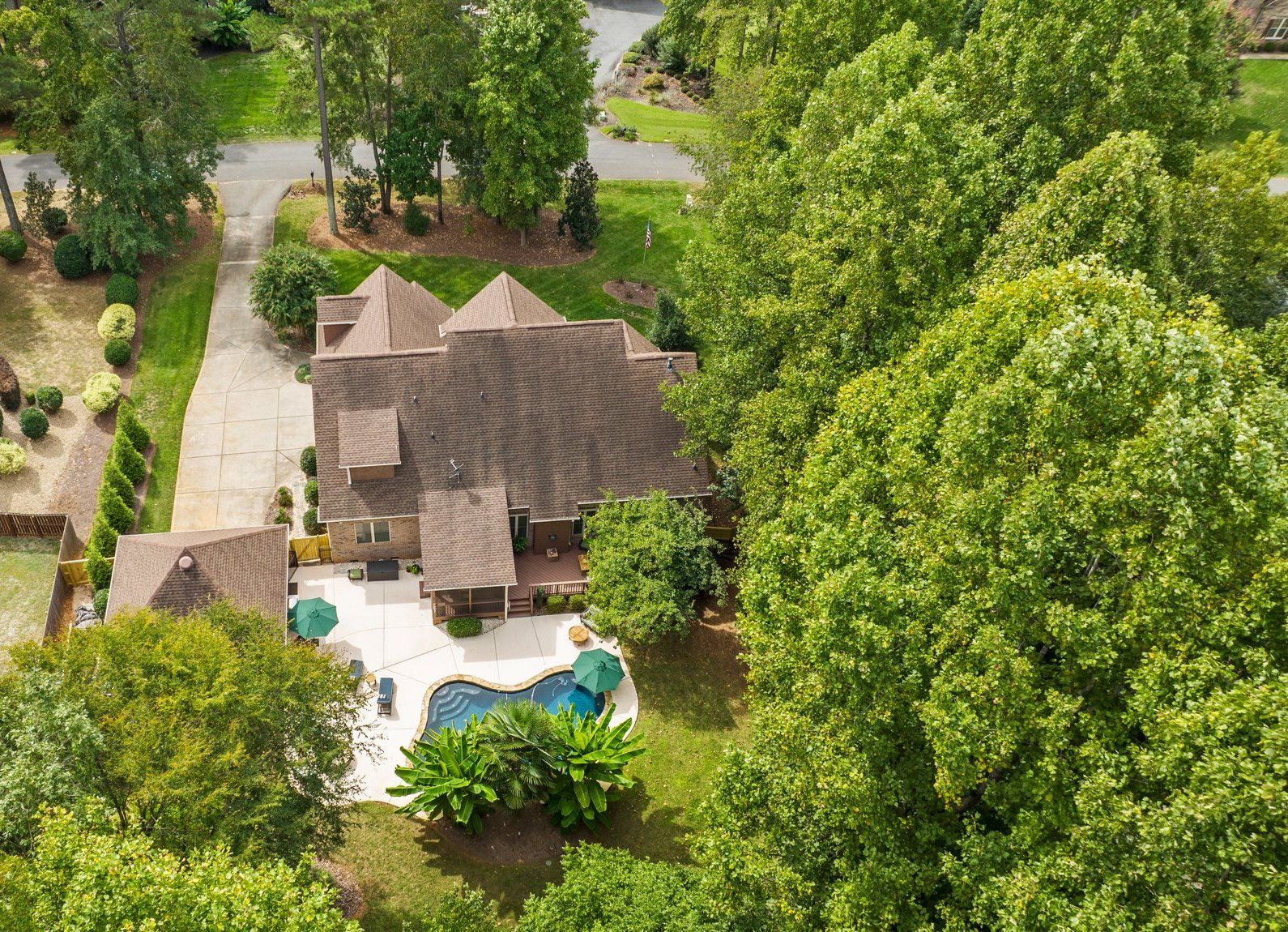 4626 Water Oak Dr Photo 4