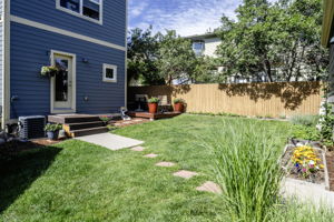  Photo 60