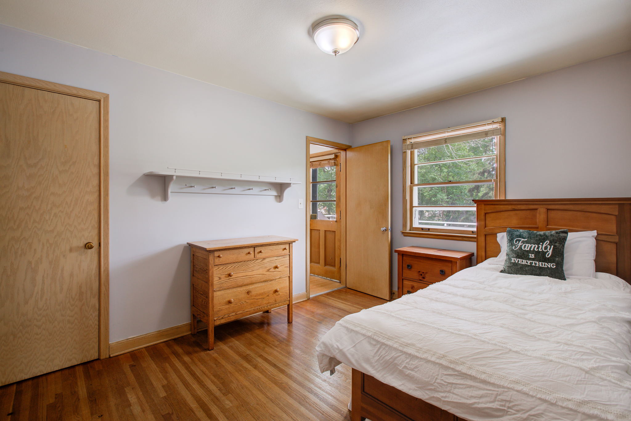11 Bedroom 3