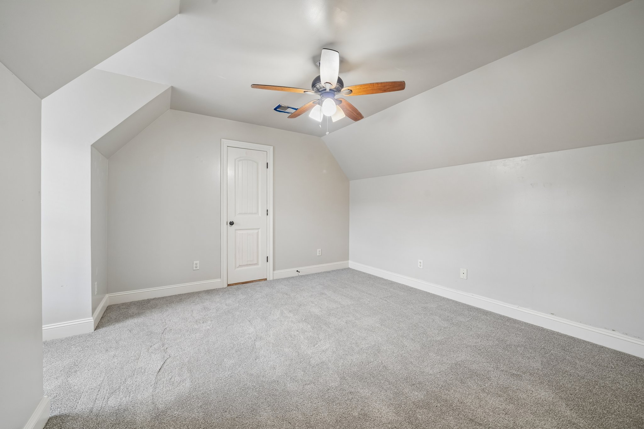 Heathersage Rd-S1308-030.jpg