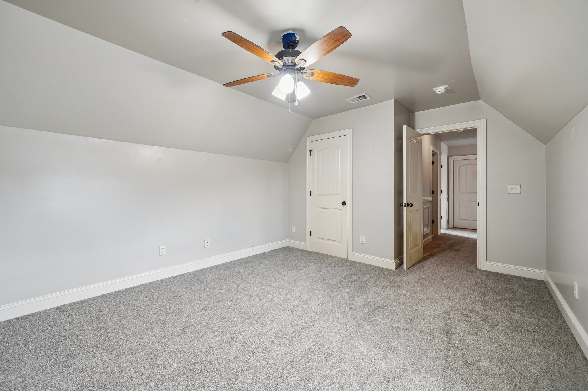 Heathersage Rd-S1308-031.jpg
