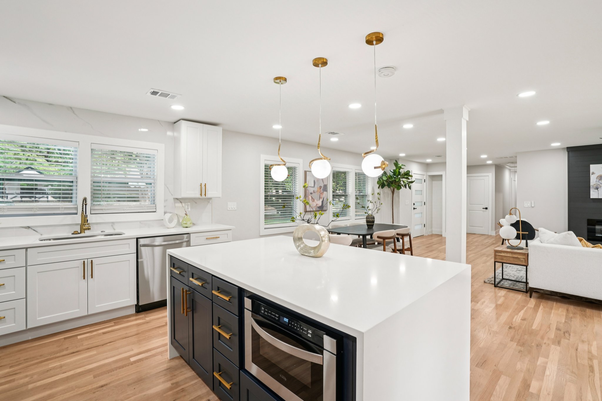 Chamblee Dunwoody Rd-L0805-013.jpg