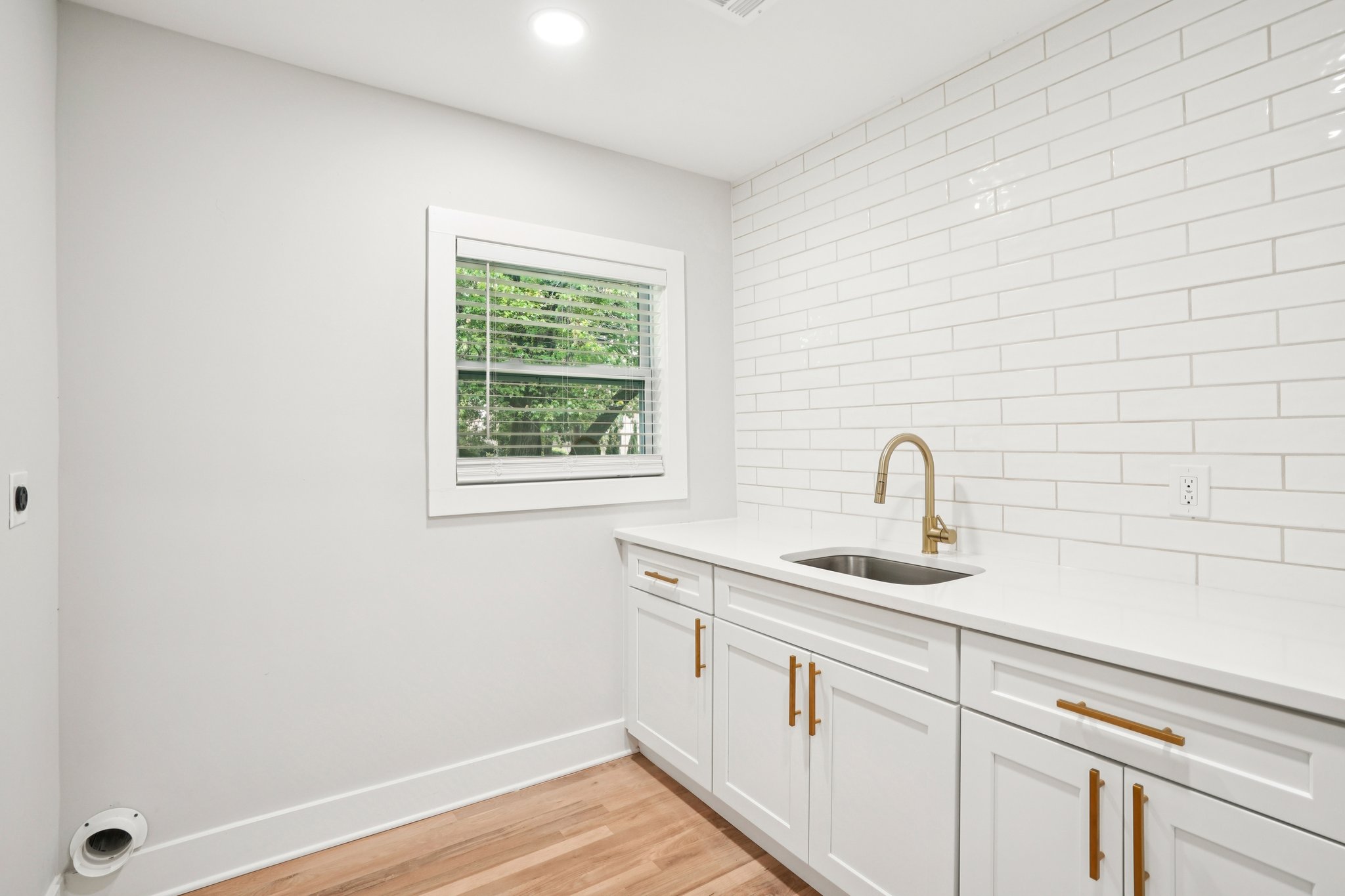 Chamblee Dunwoody Rd-L0805-018.jpg