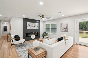 Chamblee Dunwoody Rd-L0805-005.jpg