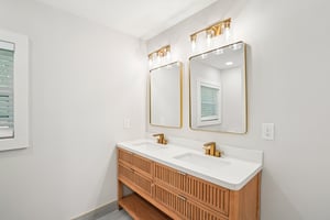 Chamblee Dunwoody Rd-L0805-020.jpg
