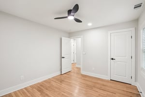 Chamblee Dunwoody Rd-L0805-024.jpg