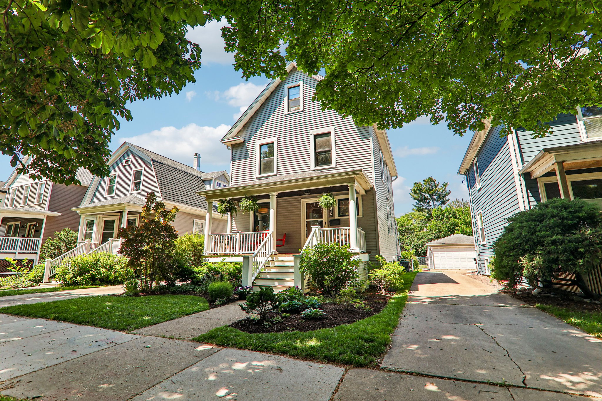 N Kilbourn Ave-S2905-002.jpg