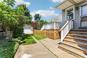N Kilbourn Ave-S2905-048.jpg