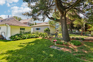 N Kilbourn Ave-S2905-053.jpg
