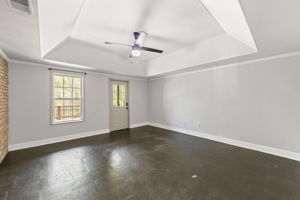  Photo 36