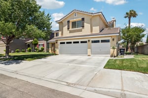 W Ave J 1-S2307-002.jpg