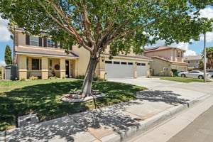 W Ave J 1-S2307-003.jpg