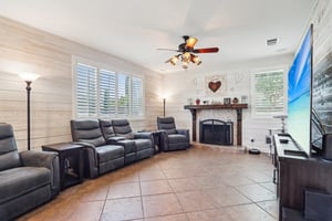 W Ave J 1-S2307-008.jpg