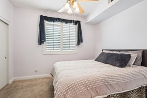 W Ave J 1-S2307-015.jpg