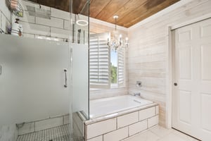 W Ave J 1-S2307-022.jpg