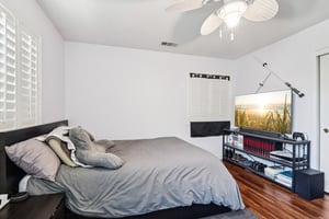 W Ave J 1-S2307-030.jpg