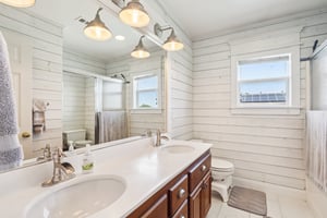 W Ave J 1-S2307-032.jpg