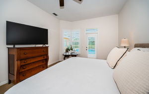 Master Bedroom1b