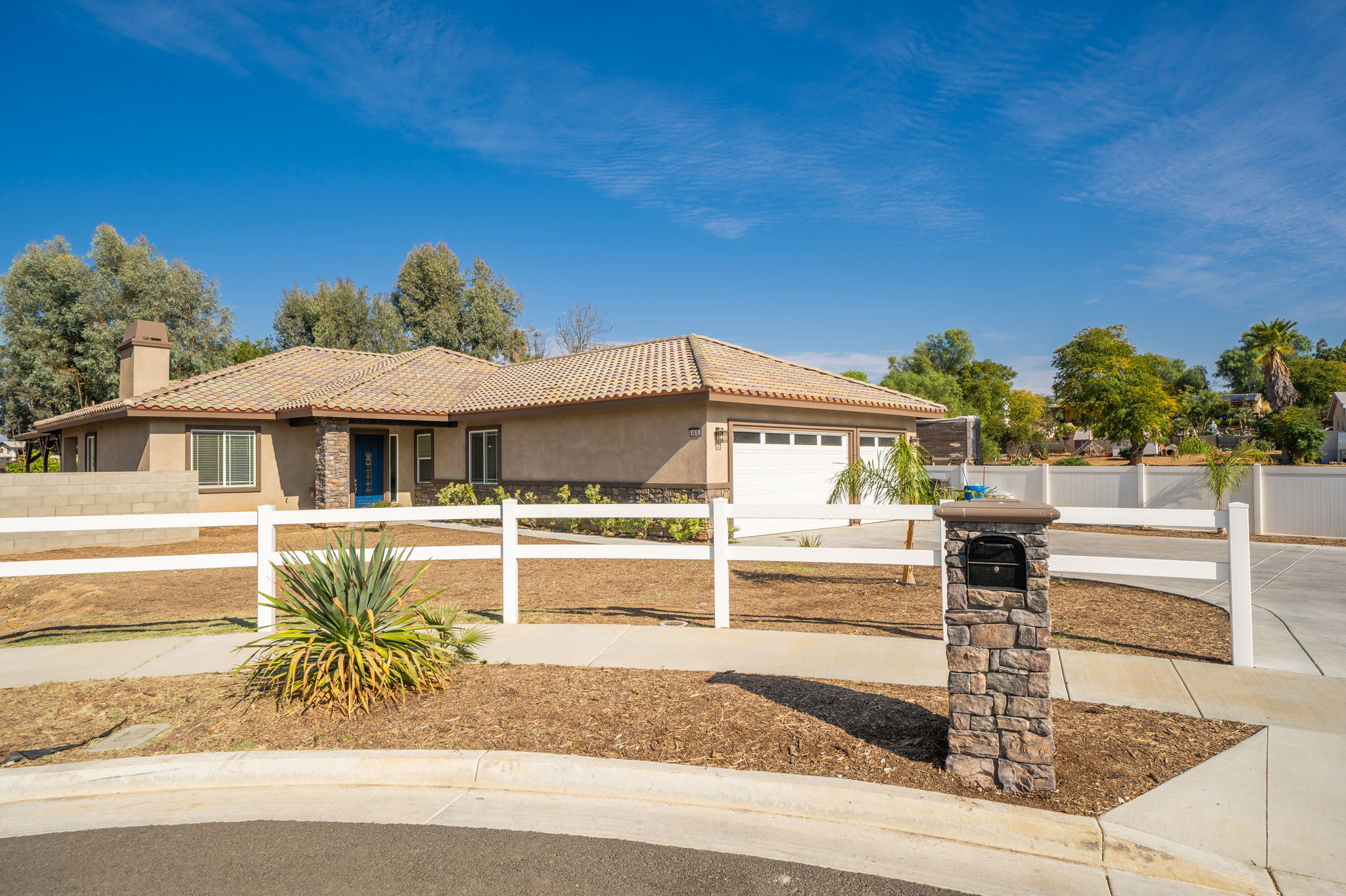  4635 Duarte Ct, Riverside, CA 92505, US Photo 3
