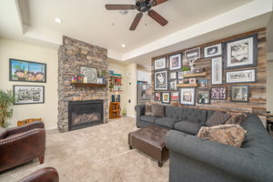  4635 Duarte Ct, Riverside, CA 92505, US Photo 9