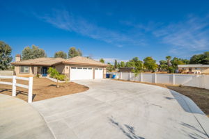  4635 Duarte Ct, Riverside, CA 92505, US Photo 3