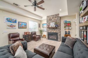  4635 Duarte Ct, Riverside, CA 92505, US Photo 8