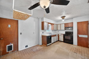 Interiors (9)