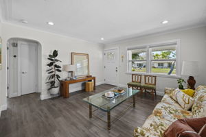 4637 4th Ave N (3)
