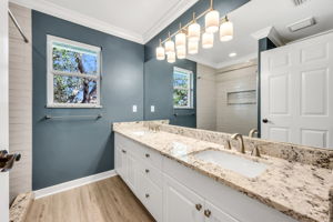 Guest Bath 2