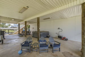  Photo 44