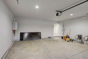W 21st St-031