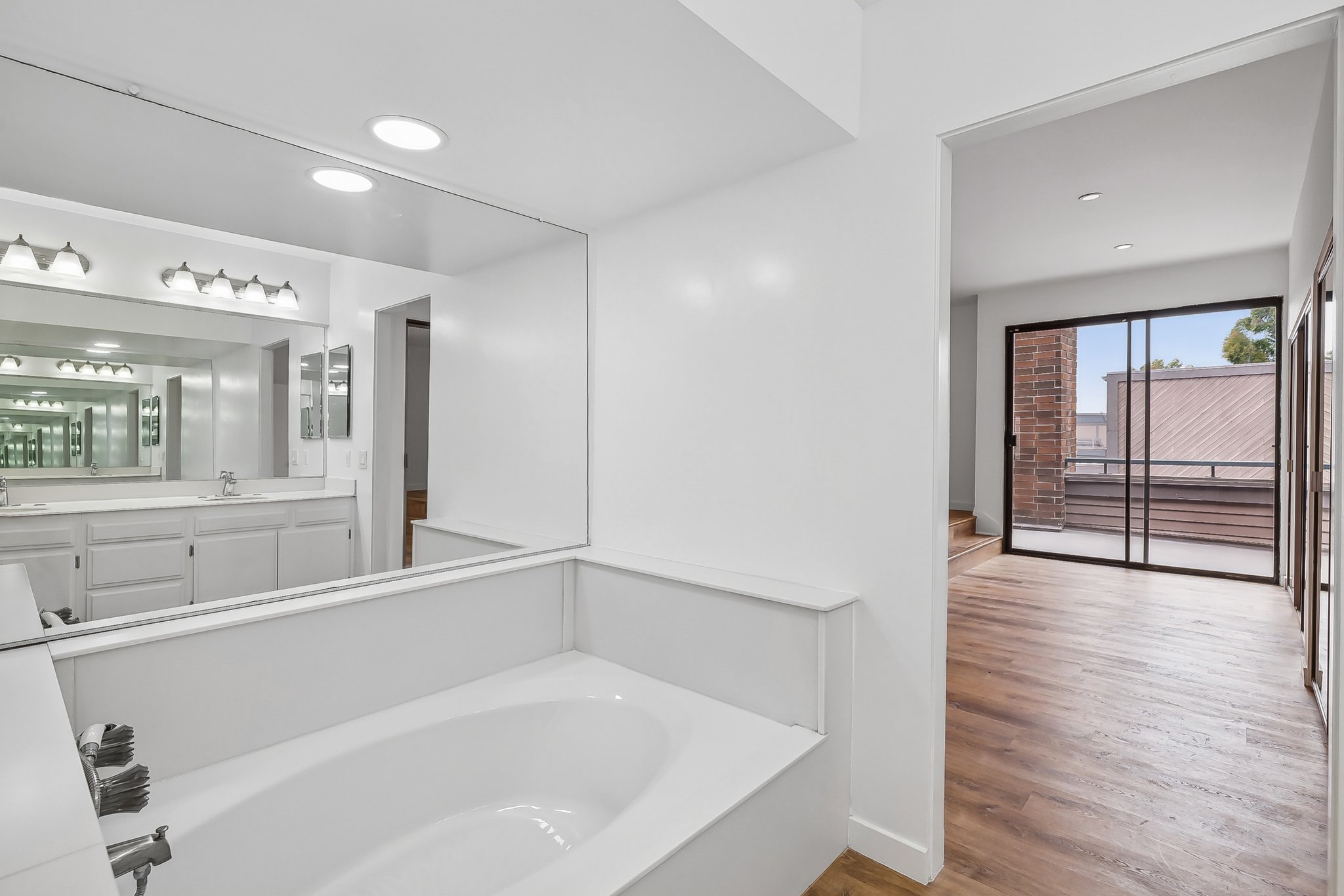 Glencoe Ave 4-026.jpg