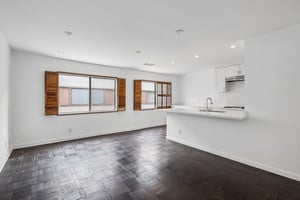 Glencoe Ave 4-016.jpg