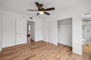 Glencoe Ave 4-030.jpg