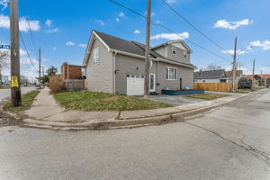 4641 Ferguson St, Niagara Falls, ON L2E 2Z3, Canada Photo 1